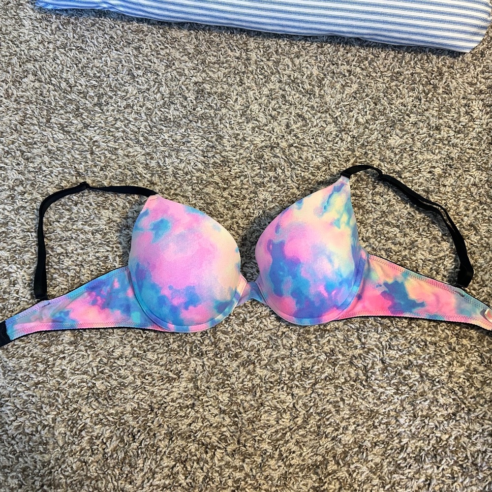 Victoria’s Secret bra
